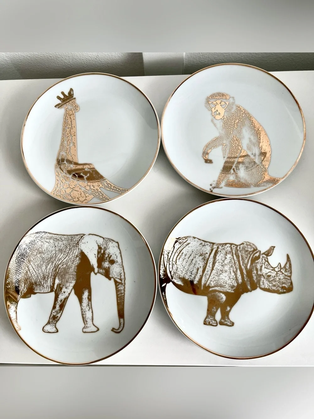 Z Gallerie Safari Animal Print Porcelain Dinner Plates Set of 4 White Gold 7.5”